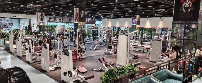徒手健身比器械健身又省錢(qián)又方便，為什么練的人卻很少？